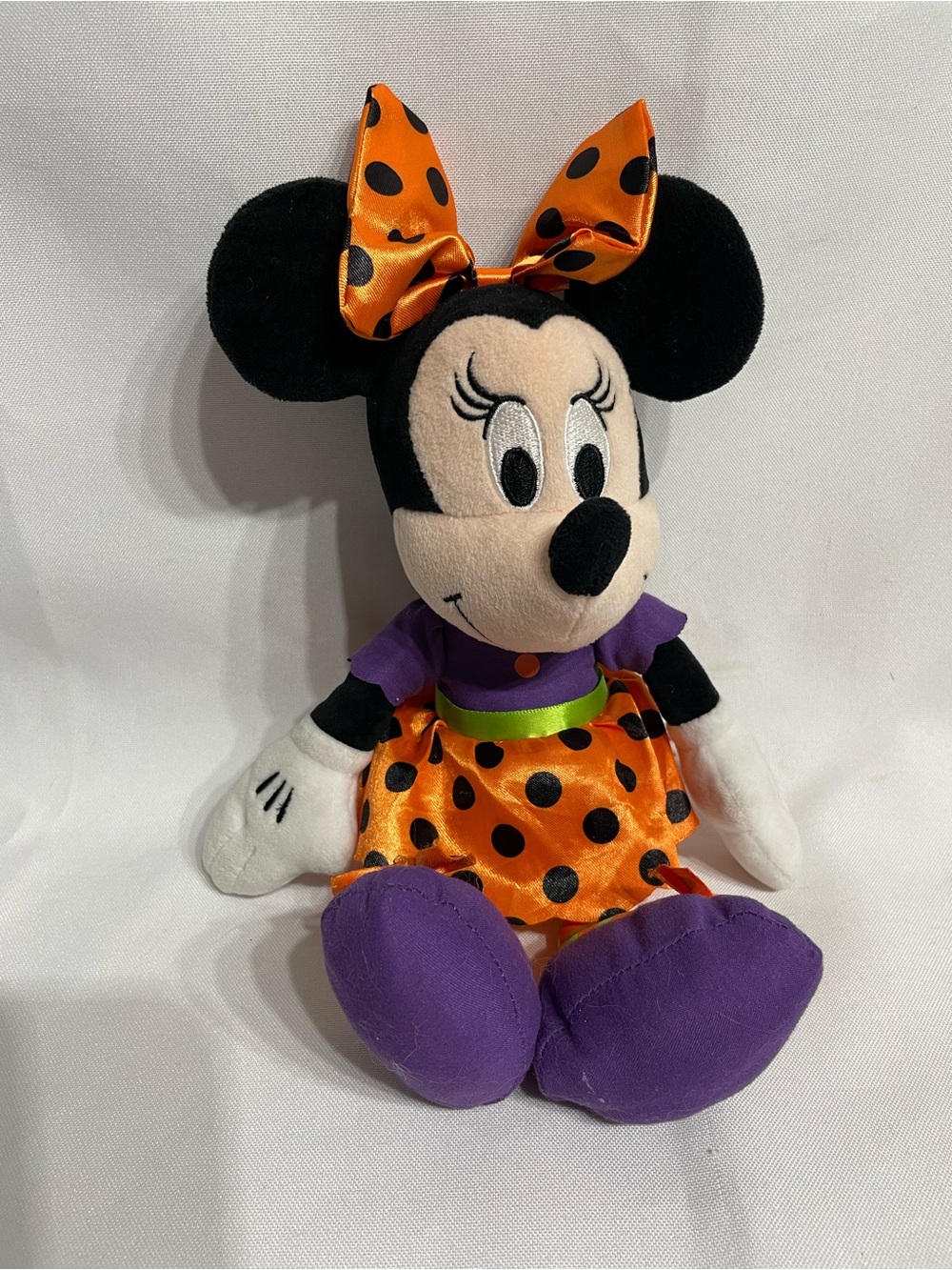 11” Disney Halloween Minnie Mouae Plush Doll Great Condition